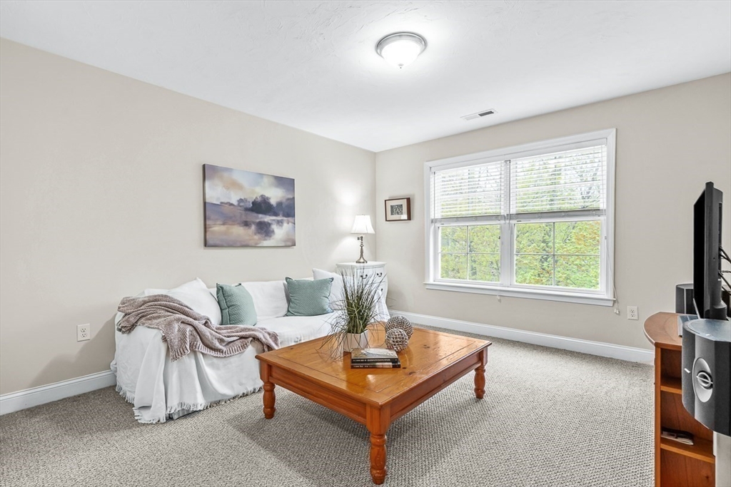 28 Compass Point, Unit 28 North Andover, MA 01845 - Photo 18 of 36 Gallery Image 18