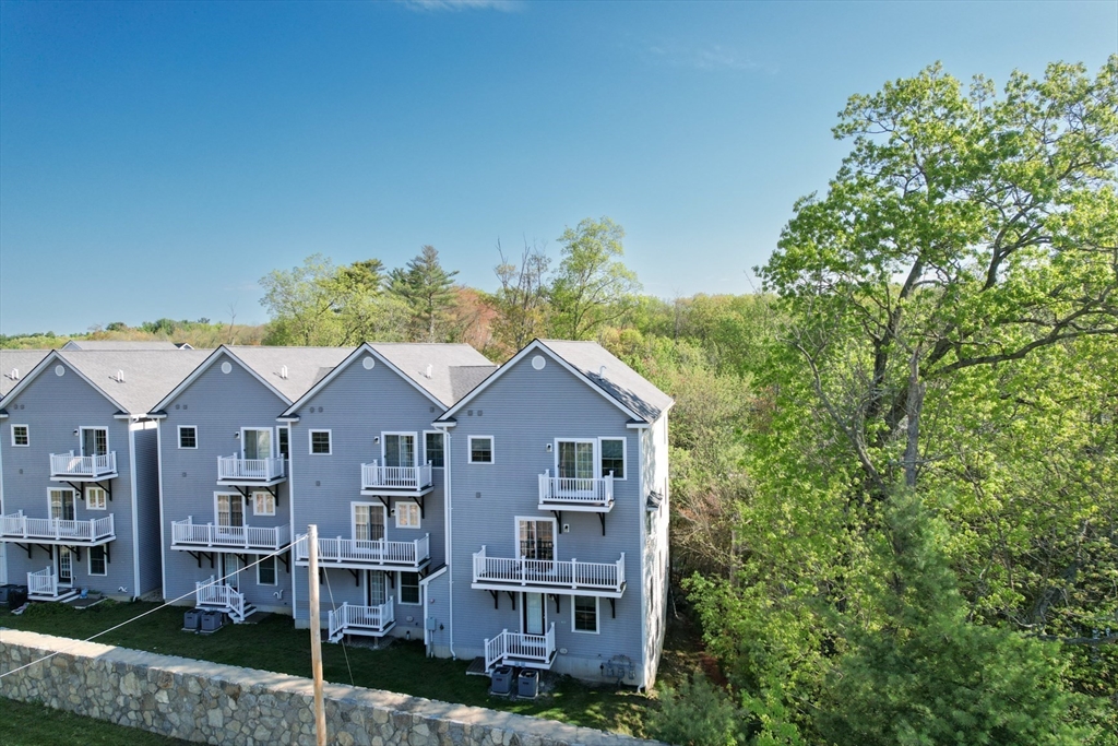 28 Compass Point, Unit 28 North Andover, MA 01845 - Photo 35 of 36 Gallery Image 35