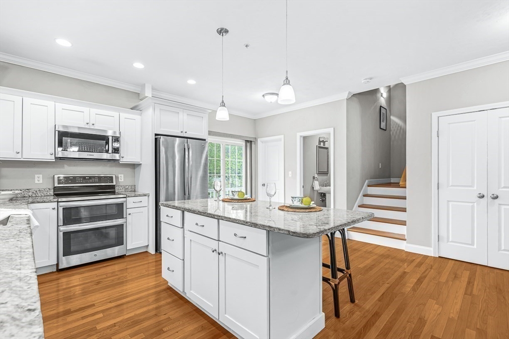 28 Compass Point, Unit 28 North Andover, MA 01845 - Photo 4 of 36 Gallery Image 4
