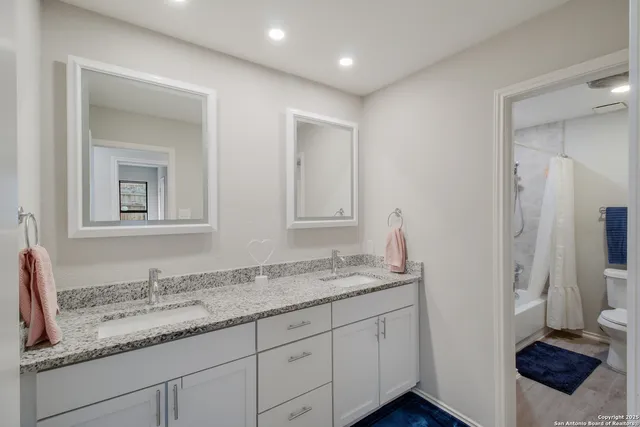 $2,150 | 11214 Blue Waters, Helotes, TX 78023