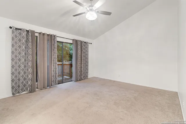 $2,050 | 11214 Blue Waters, Helotes, TX 78023