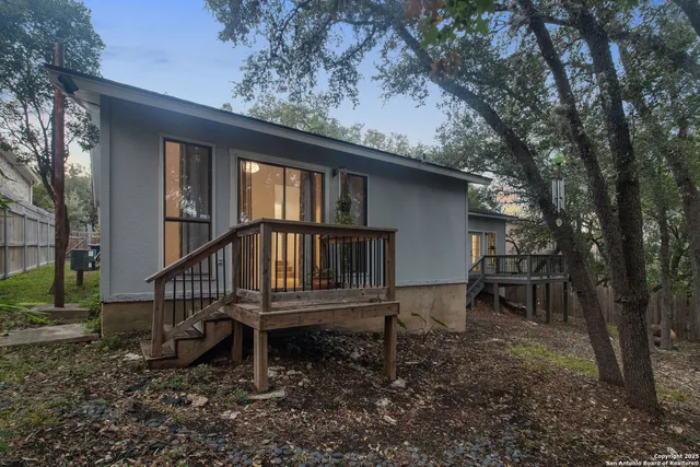 $2,050 | 11214 Blue Waters, Helotes, TX 78023