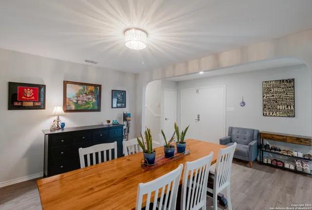 $2,150 | 11214 Blue Waters, Helotes, TX 78023