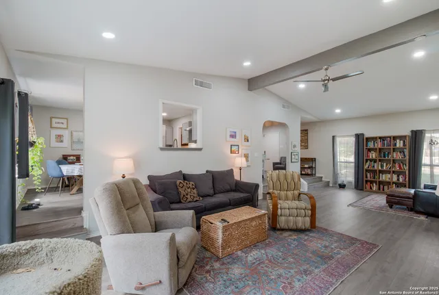 $2,150 | 11214 Blue Waters, Helotes, TX 78023