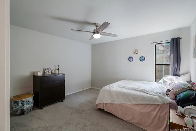 $2,150 | 11214 Blue Waters, Helotes, TX 78023