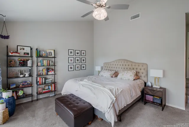 $2,150 | 11214 Blue Waters, Helotes, TX 78023