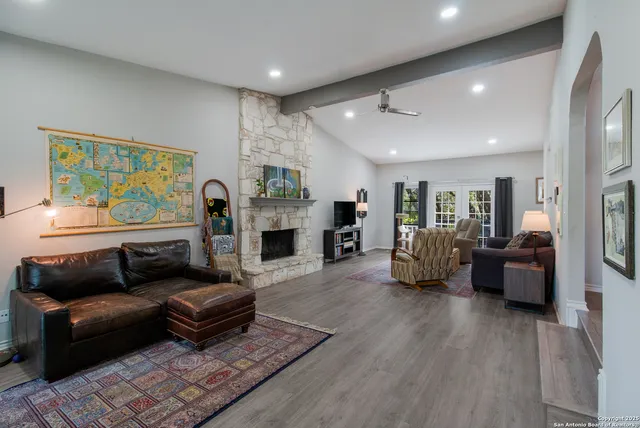 $2,150 | 11214 Blue Waters, Helotes, TX 78023