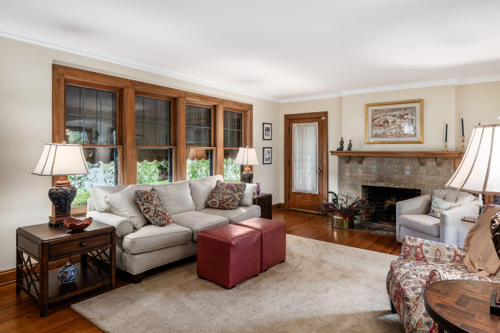 228 South Ardmore Road Columbus, OH 43209 - Photo 10 of 61 Living Room
