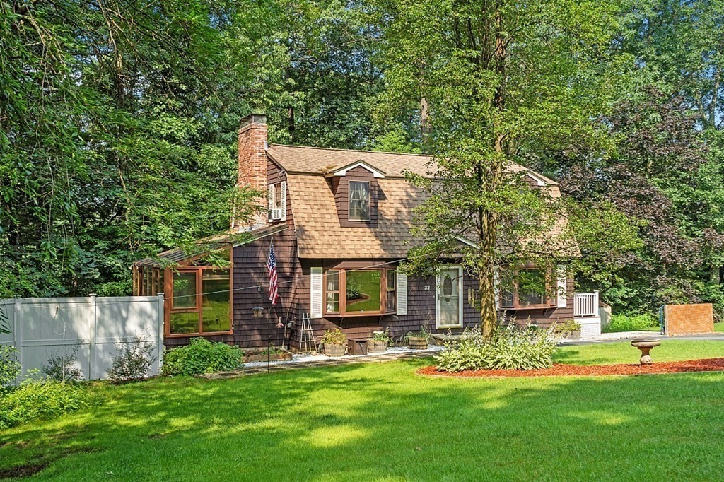 32 Rock Road Tyngsboro, MA 01879 - Photo 2 of 40 Gallery Image 2