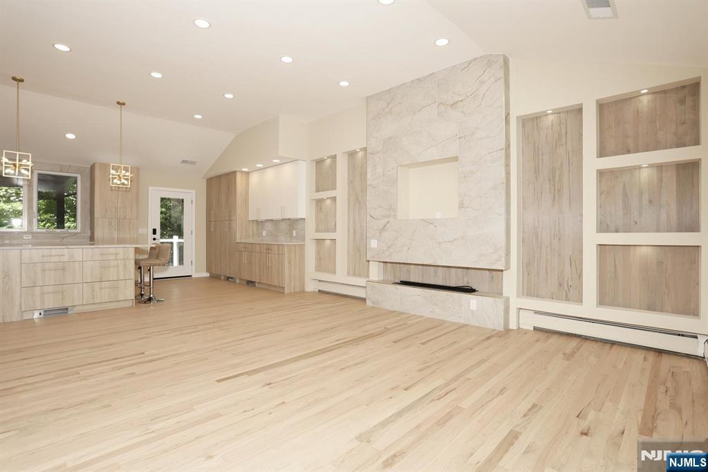 415 Goffle Road Wyckoff, NJ 07481 - Photo 11 of 25