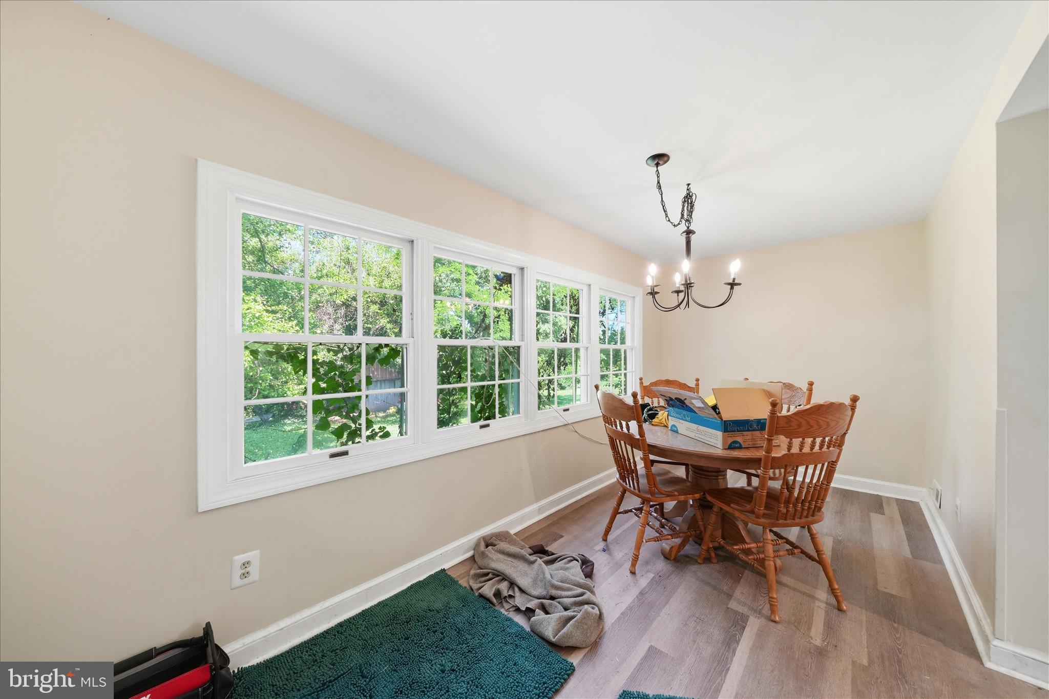 20800 Whites Ferry Road Poolesville, MD 20837 - Photo 59 of 94 Main House Dining Area