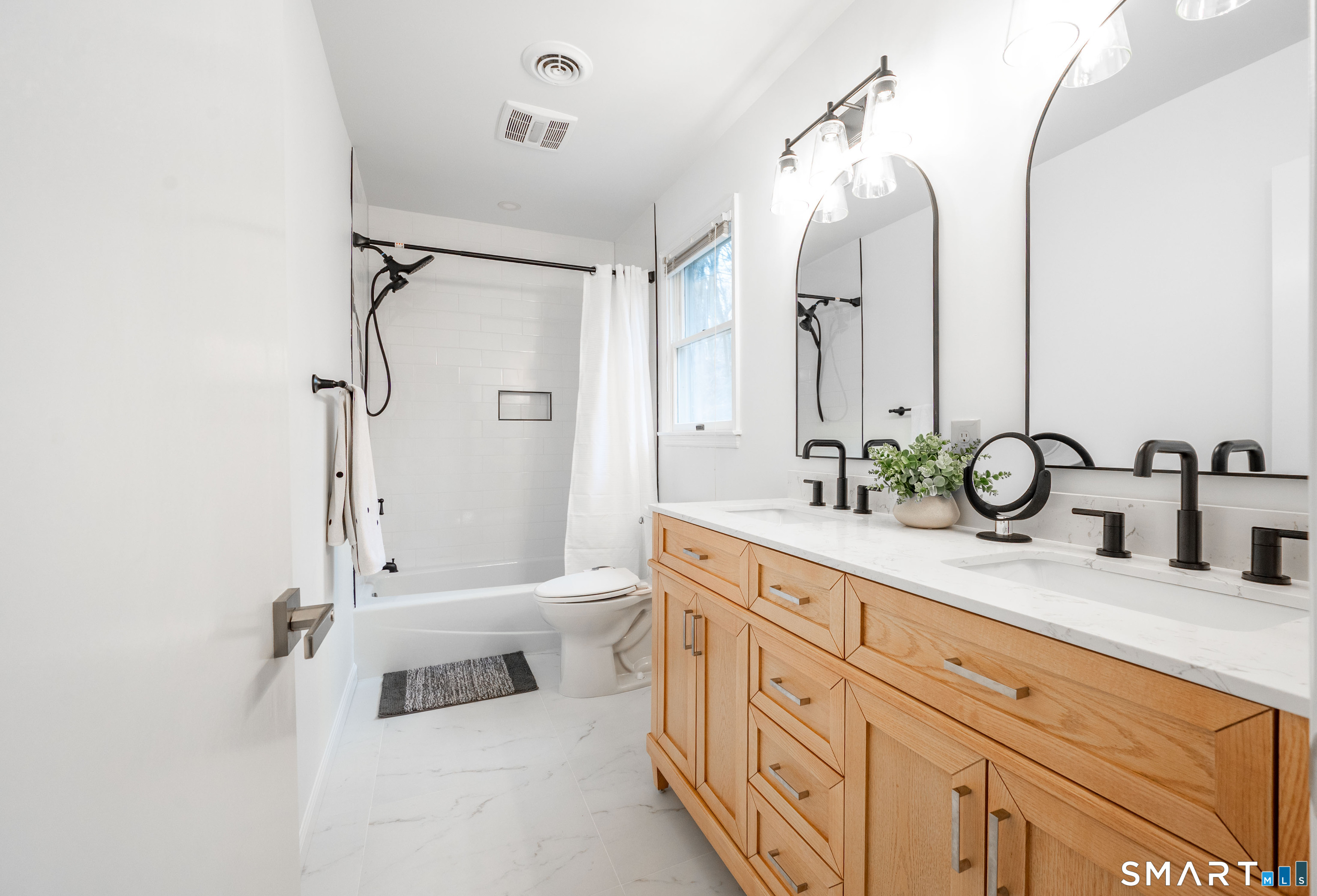 20 Musnug Road Danbury, CT 06811 - Photo 19 of 40