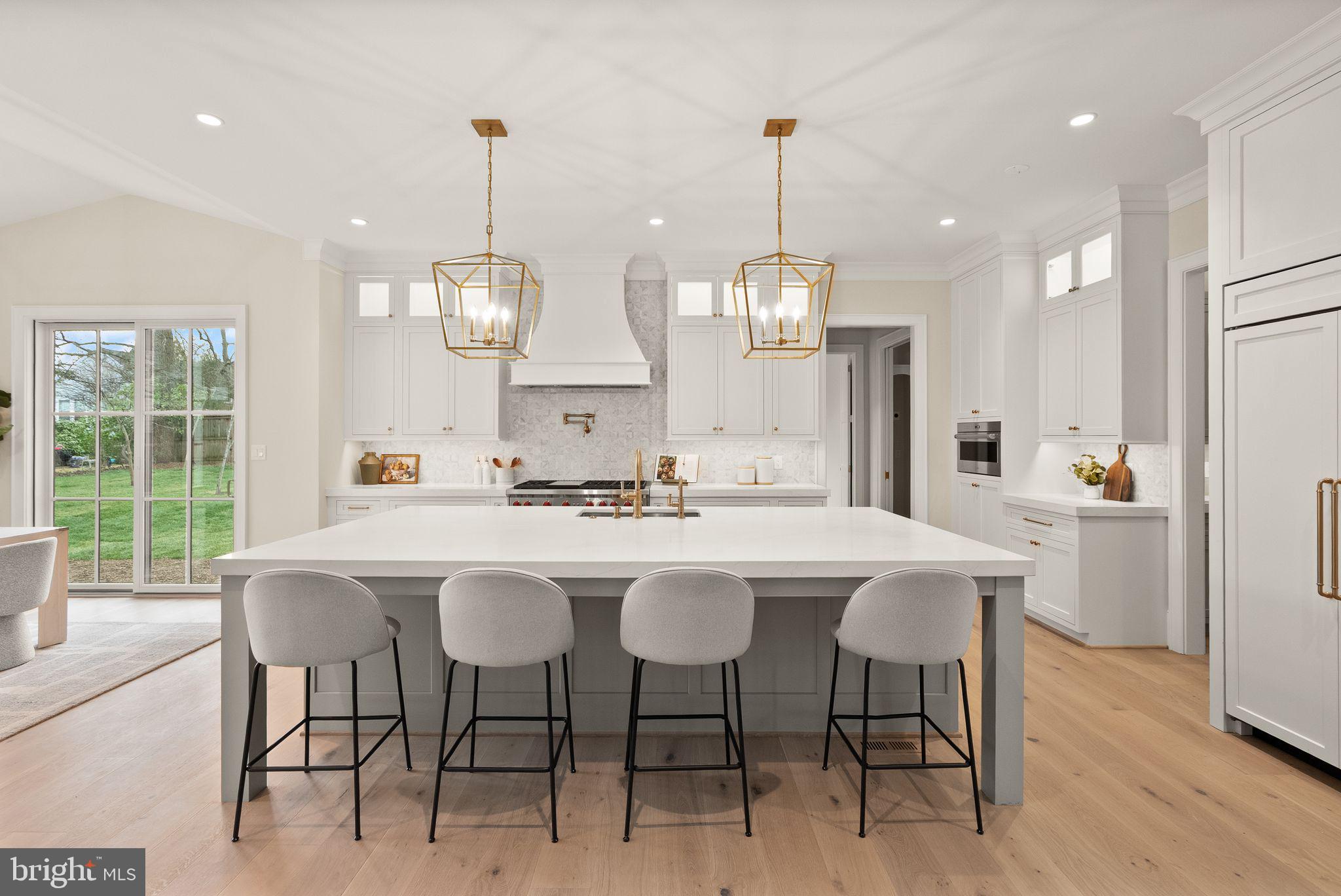3941 North Glebe Road Arlington, VA 22207 - Photo 21 of 76 Gourmet kitchen. Chef's dream.