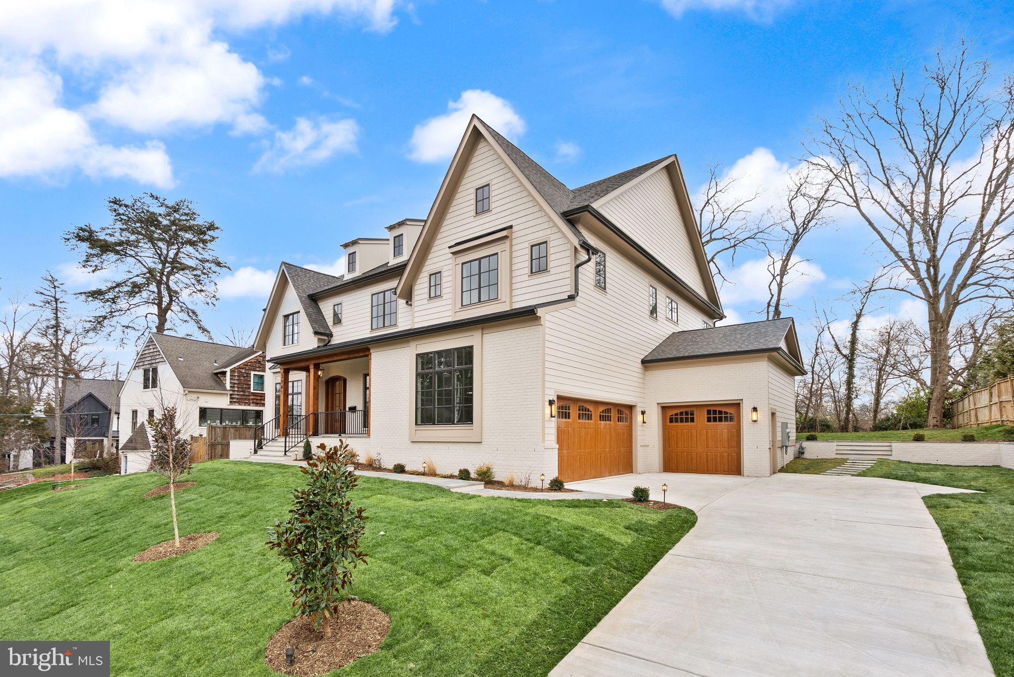 3941 North Glebe Road Arlington, VA 22207 - Photo 3 of 76 Professional landscaping