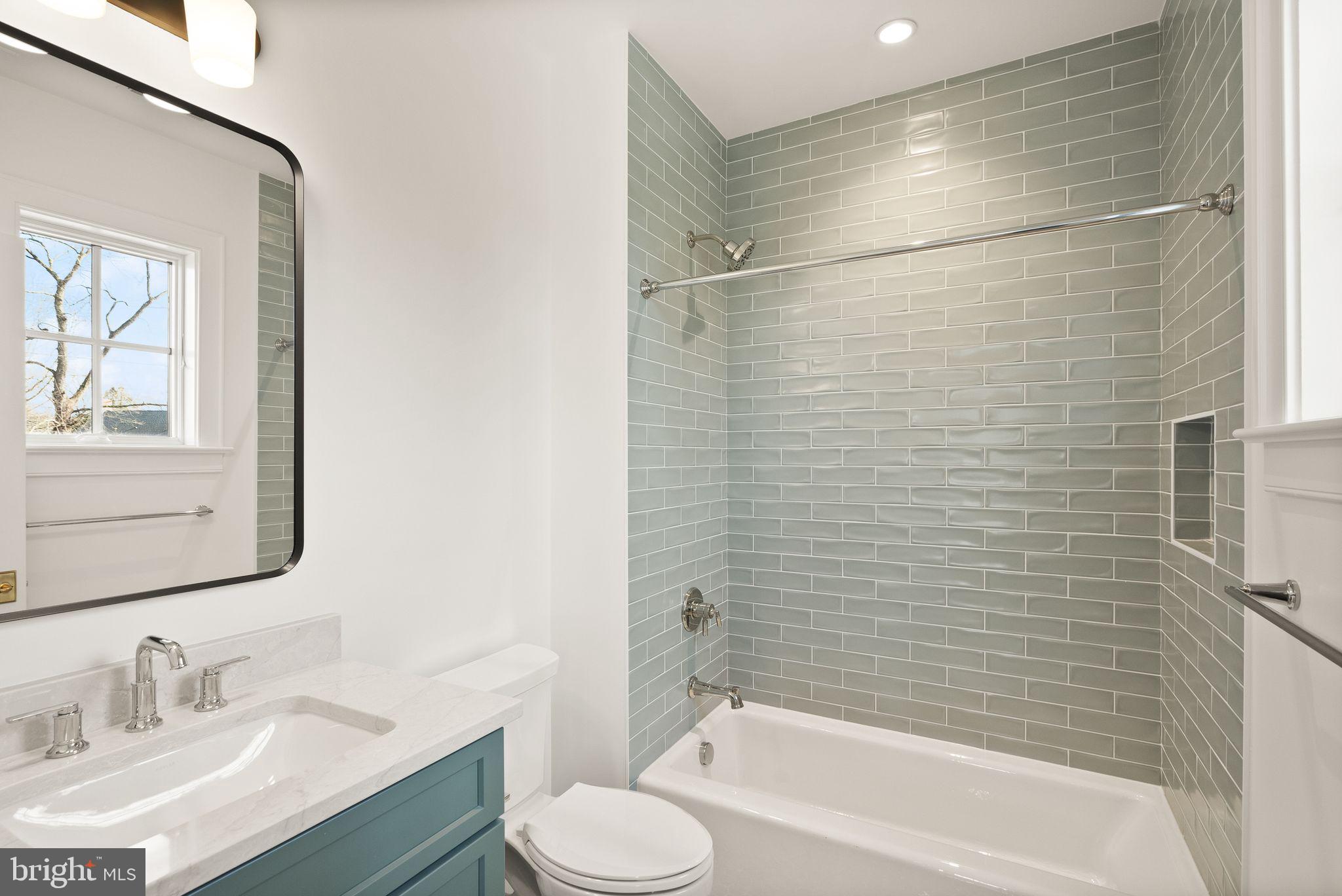 3941 North Glebe Road Arlington, VA 22207 - Photo 52 of 76 Bedroom 2 full en-suite bathroom