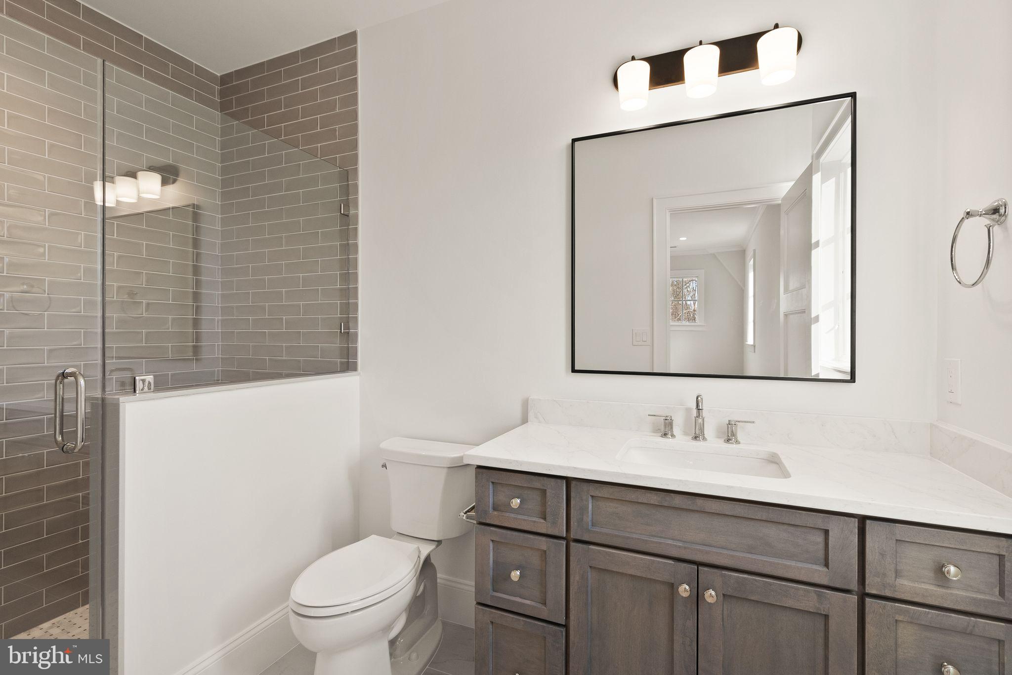 3941 North Glebe Road Arlington, VA 22207 - Photo 54 of 76 Bedroom 3 full en-suite bathroom