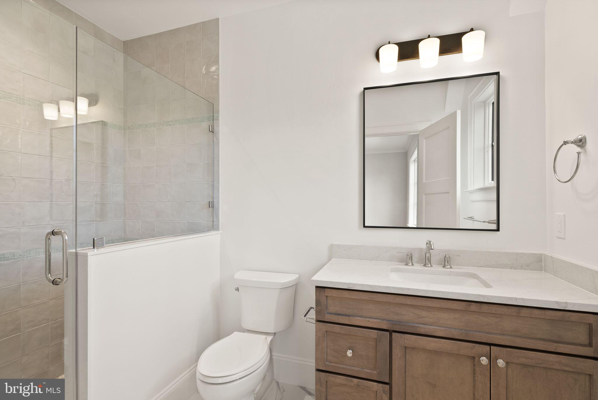 3941 North Glebe Road Arlington, VA 22207 - Photo 56 of 76 Bedroom 4 full en-suite bathroom