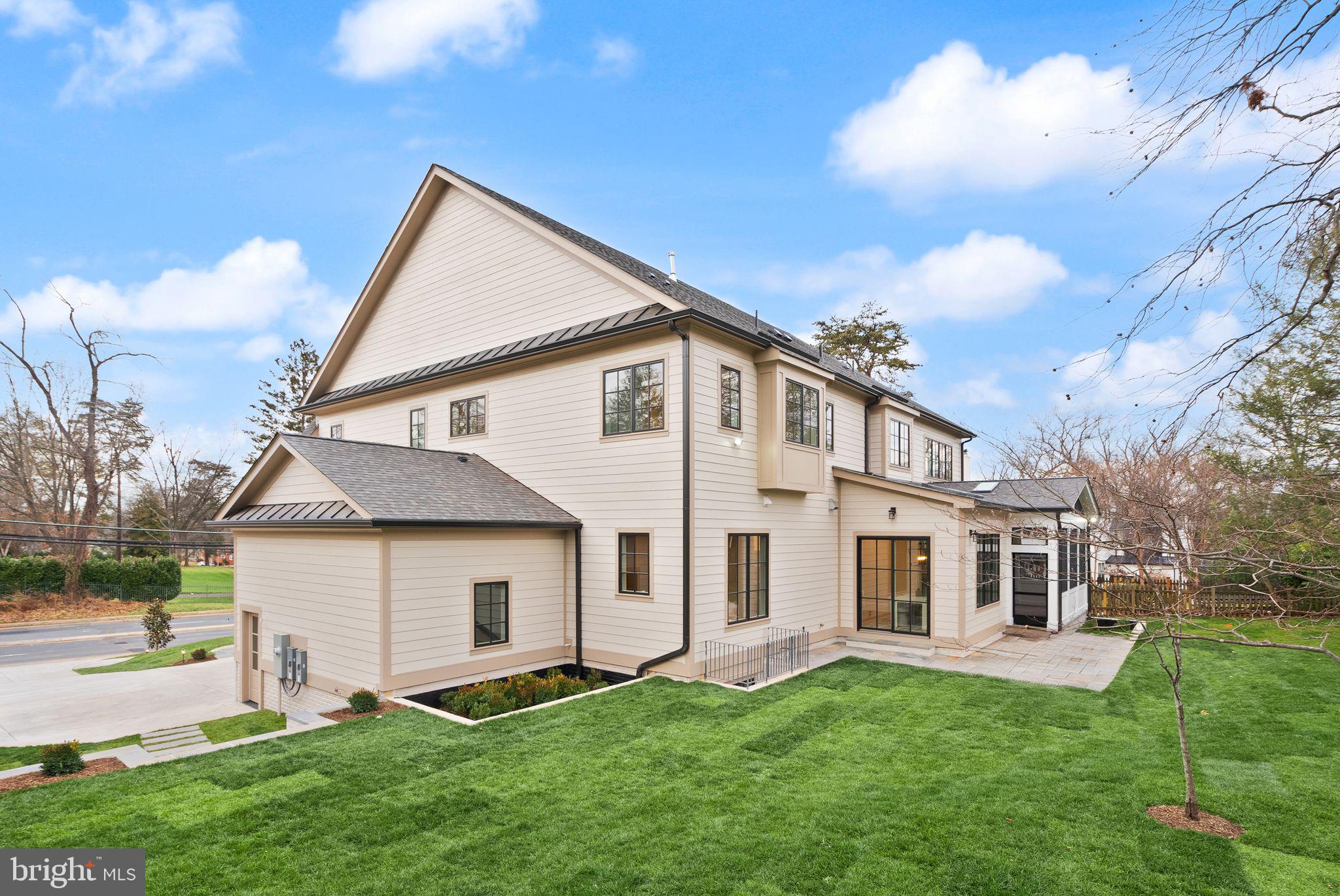 3941 North Glebe Road Arlington, VA 22207 - Photo 72 of 76 Back yard with access to driveway