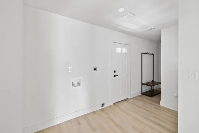 $530,000 | 903 Cardiff Drive, Austin, TX 78745