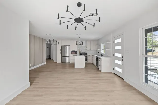 $530,000 | 903 Cardiff Drive, Austin, TX 78745