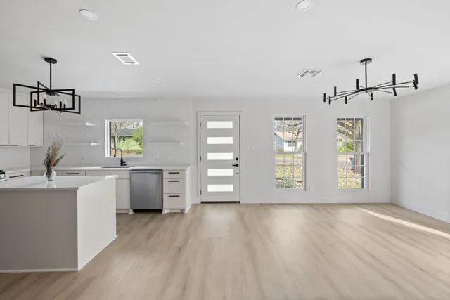 $530,000 | 903 Cardiff Drive, Austin, TX 78745