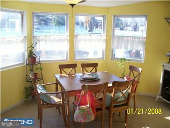 281 Valley Road Warminster, PA 18974 - Photo 4 of 11 Dining Room