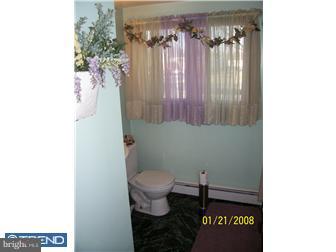 281 Valley Road Warminster, PA 18974 - Photo 8 of 11 Bathroom