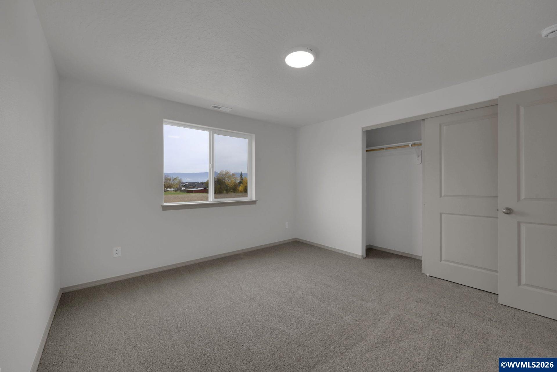 3175 South 13th Street Lebanon, OR 97355 - Photo 17 of 21