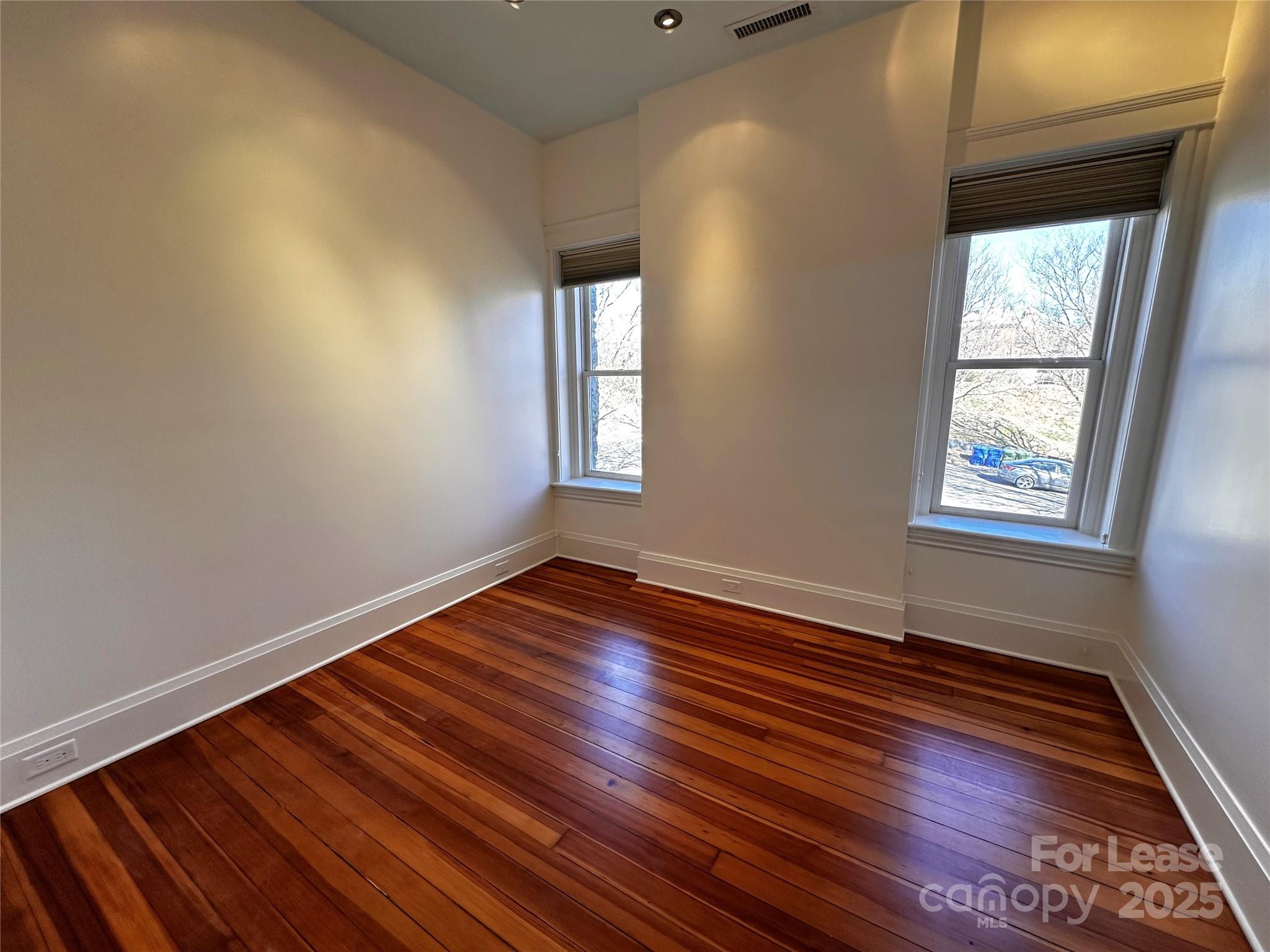 130 A Biltmore Avenue, Unit 130A Asheville, NC 28801 - Photo 12 of 17