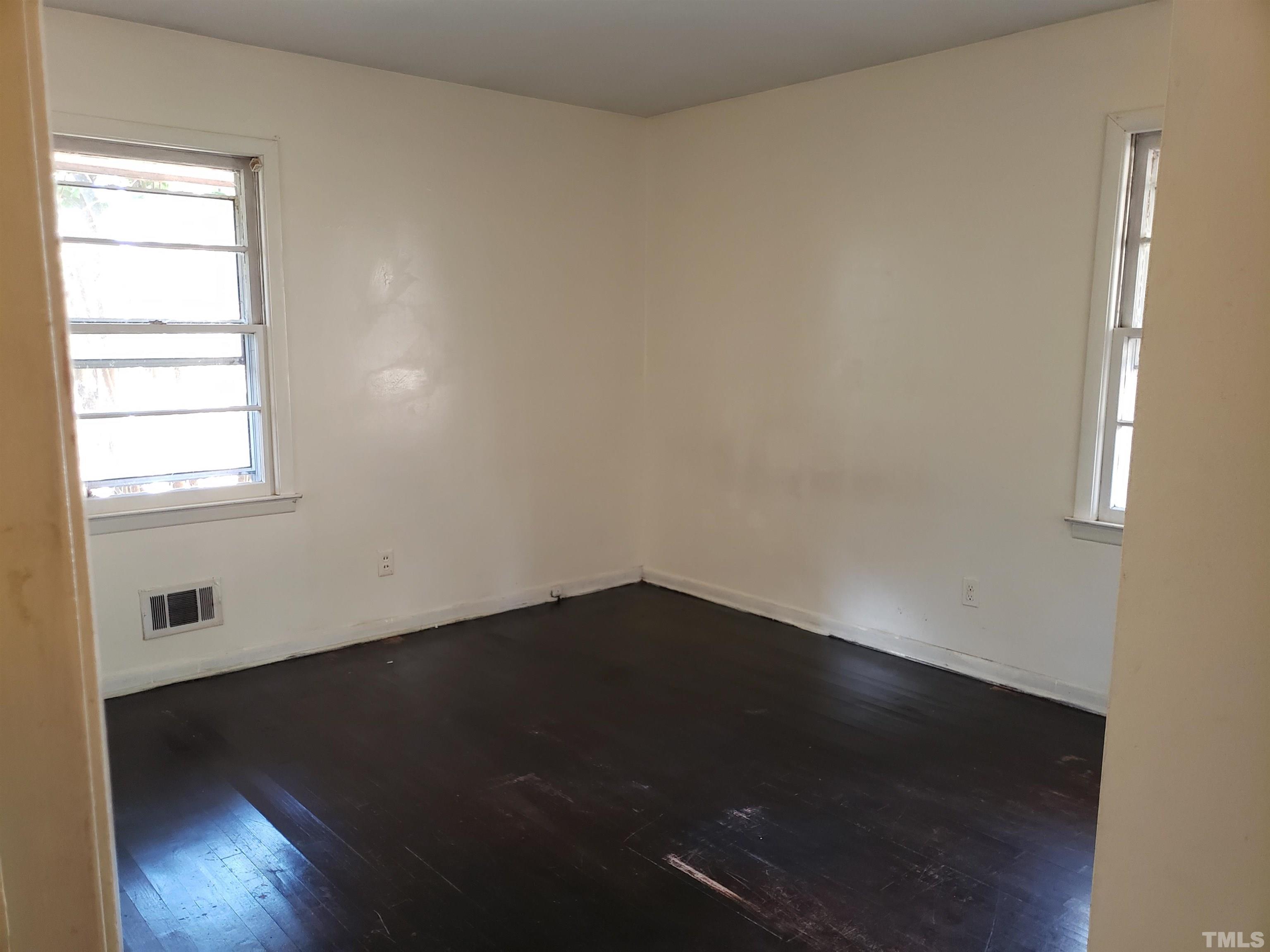 5824 Coffey Street Raleigh, NC 27604 - Photo 16 of 29 Gallery Image 16