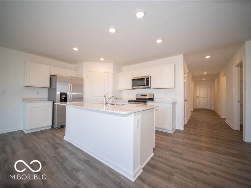 3194 West Keepsake Lane Monrovia, IN 46157 - Photo 17 of 45