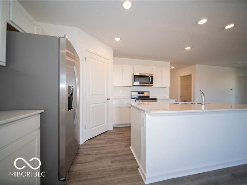 3194 West Keepsake Lane Monrovia, IN 46157 - Photo 18 of 45