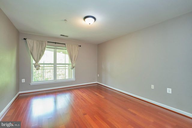 $480,000 | 5116 Donovan Drive, Unit 408, Alexandria, VA 22304