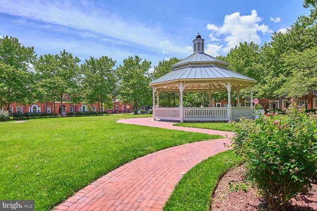 $480,000 | 5116 Donovan Drive, Unit 408, Alexandria, VA 22304