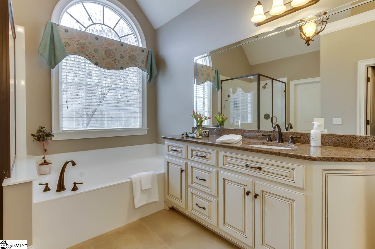 128 Lantern Ridge Drive Easley, SC 29642 - Photo 22 of 36 Gallery Image 22