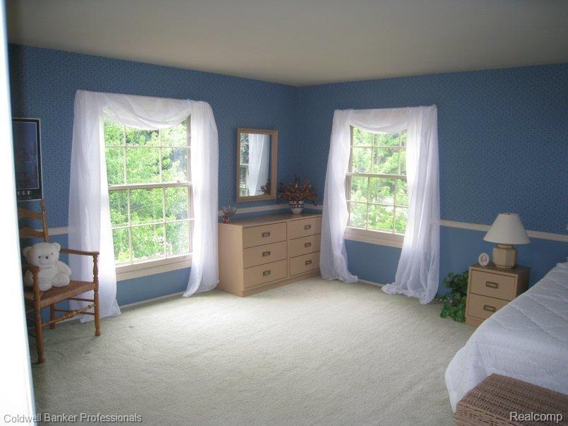 4331 Covered Bridge Road Bloomfield Hills, MI 48302 - Photo 10 of 15 BR #2 HAS 2 SUNNY WINDOWS