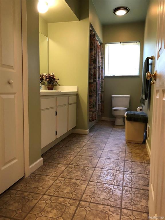 2841 Grant Road Rochester Hills, MI 48309 - Photo 41 of 47