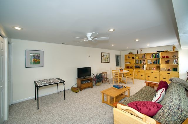 N696 Chelsea Circle Winfield, IL 60190 - Photo 22 of 25