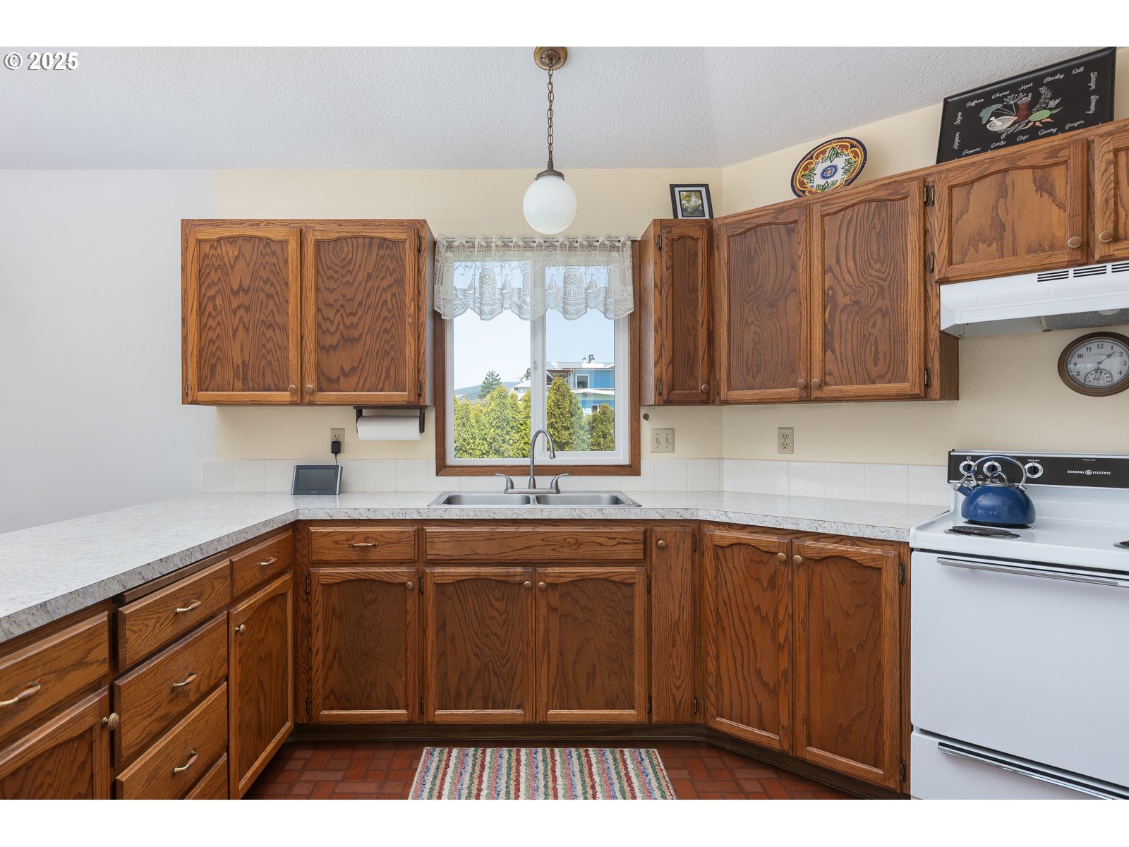 35590 Upper Loop Road Pacific City, OR 97135 - Photo 13 of 37 Gallery Image 13