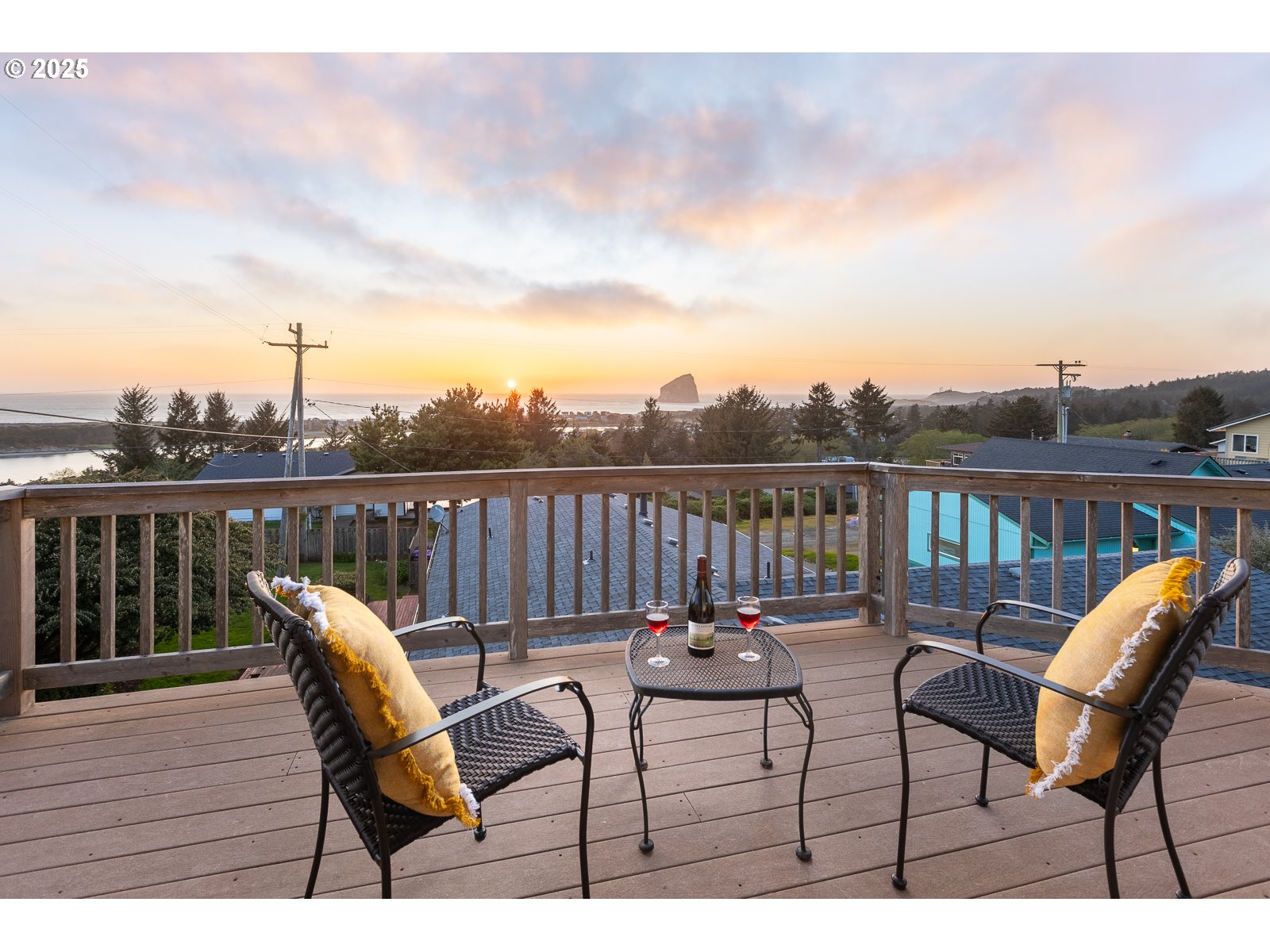 35590 Upper Loop Road Pacific City, OR 97135 - Photo 4 of 37 Gallery Image 4