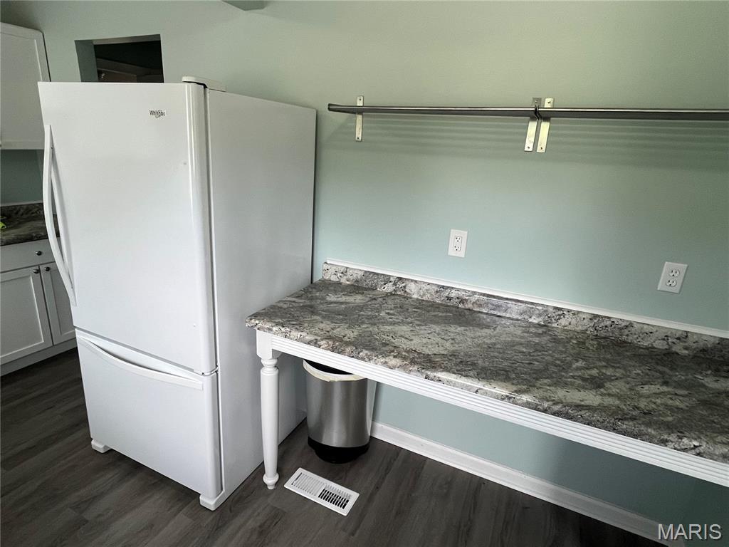 318 3rd Street Winfield, MO 63389 - Photo 13 of 25