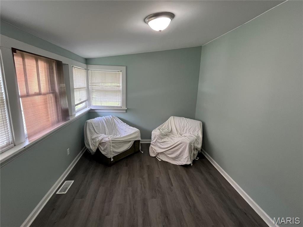 318 3rd Street Winfield, MO 63389 - Photo 8 of 25