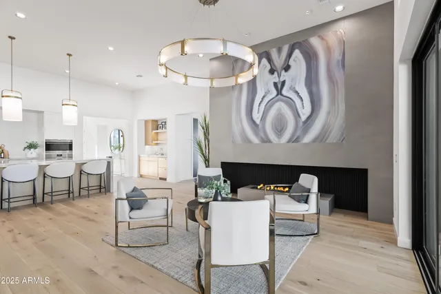 $2,895,000 | 1538 West Wagon Wheel Drive, Phoenix, AZ 85021