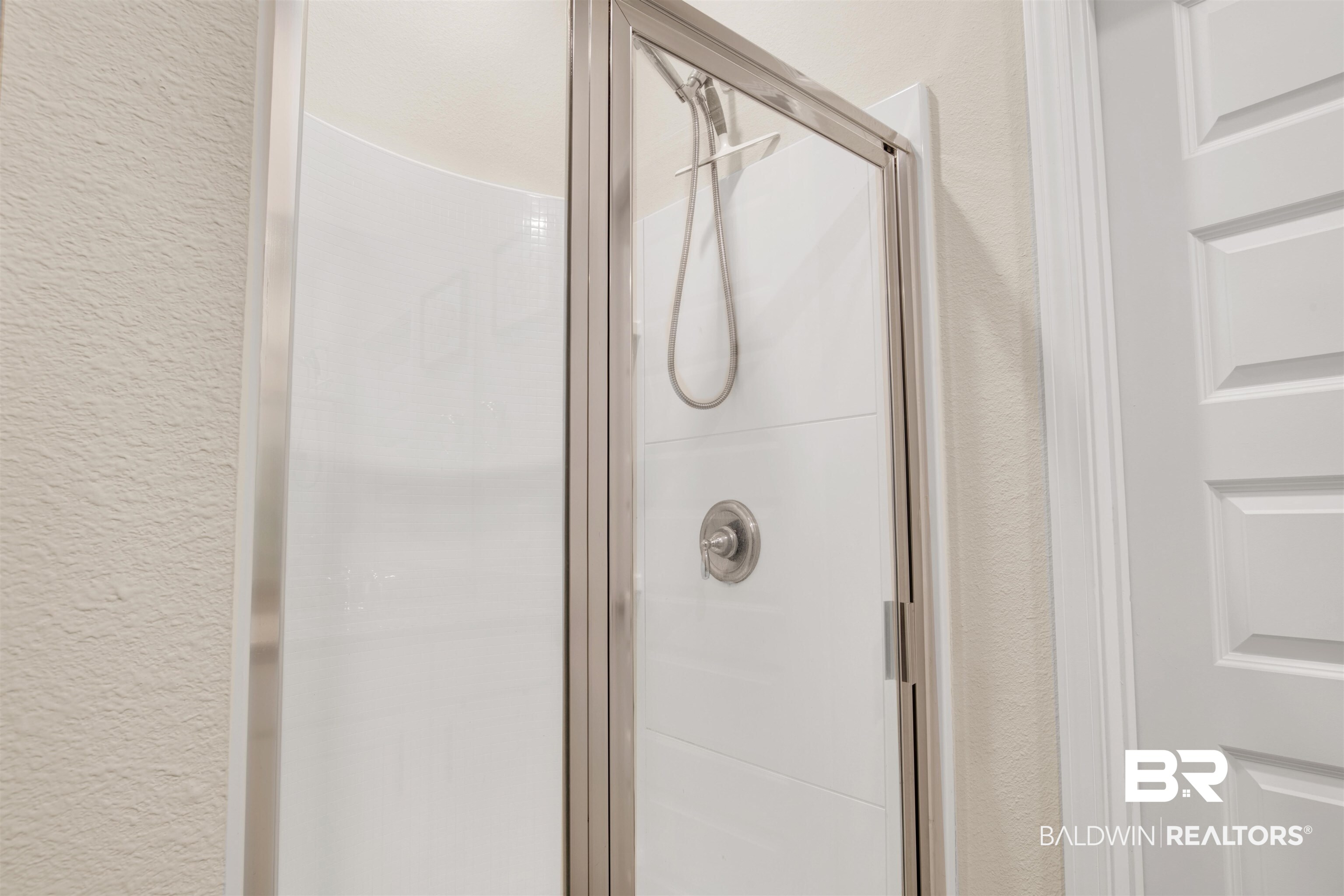 9622 Volterra Avenue Daphne, AL 36526 - Photo 20 of 31 Bathroom with an enclosed shower