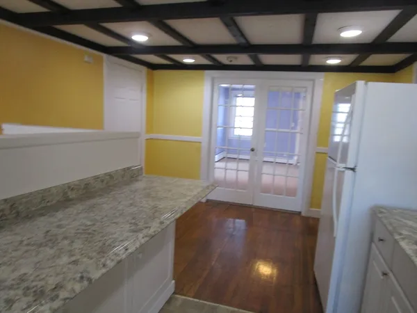 $2,650 | 216 Irving Street, Unit 6, Framingham, MA 01702