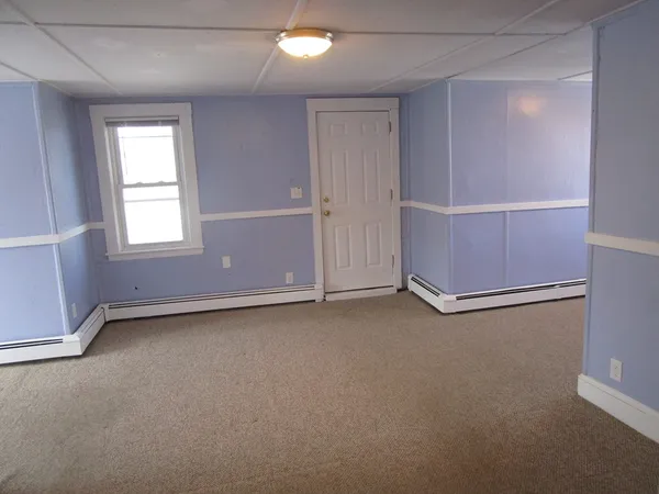 $2,650 | 216 Irving Street, Unit 6, Framingham, MA 01702