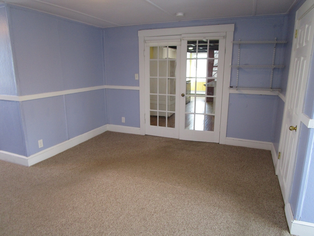 216 Irving Street, Unit 6 Framingham, MA 01702 - Photo 7 of 8