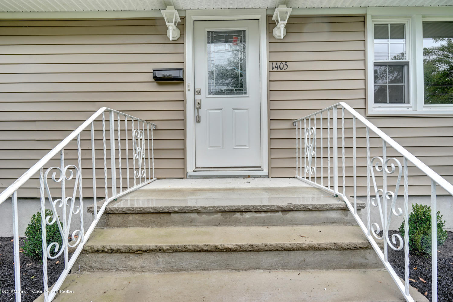 1405 Logan Road Asbury Park, NJ 07712 - Photo 5 of 42 1405 Logan Rd Wanamassa NJ-large-008-37-