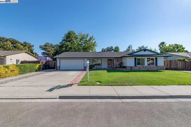 $1,300,000 | 173 Rainier Avenue, Livermore, CA 94551