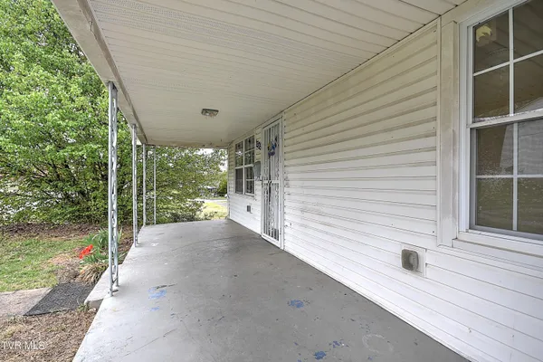 $189,000 | 1305 St Louis Street, Johnson City, TN 37601